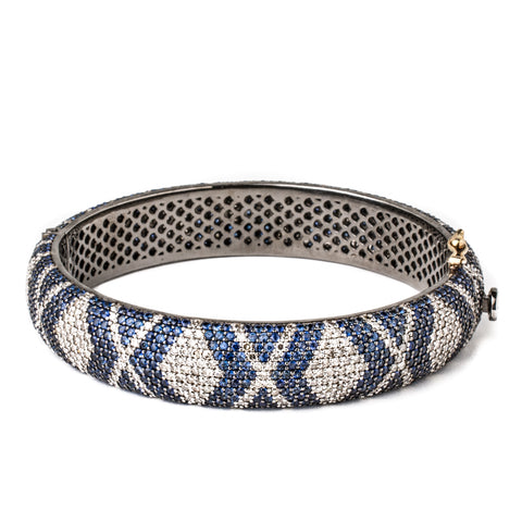 Single Loop Diamond Snake Bangle